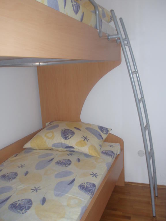 Apartments Romana Slatine Chambre photo
