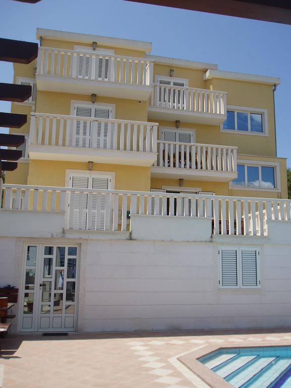 Apartments Romana Slatine Extérieur photo