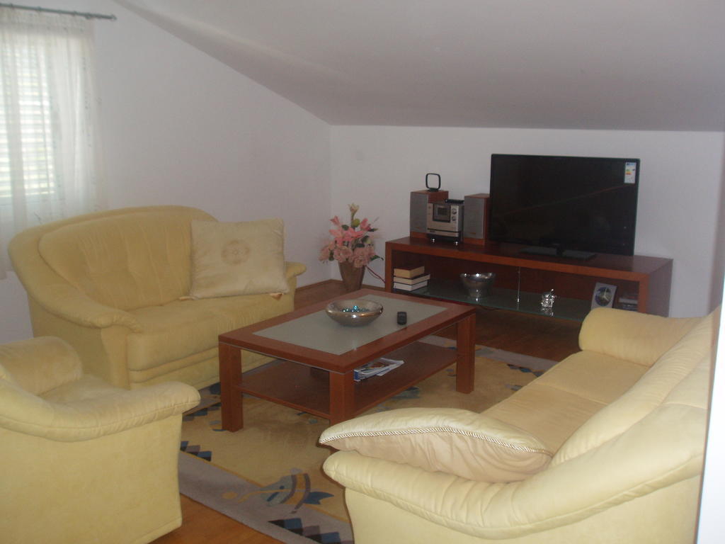 Apartments Romana Slatine Extérieur photo