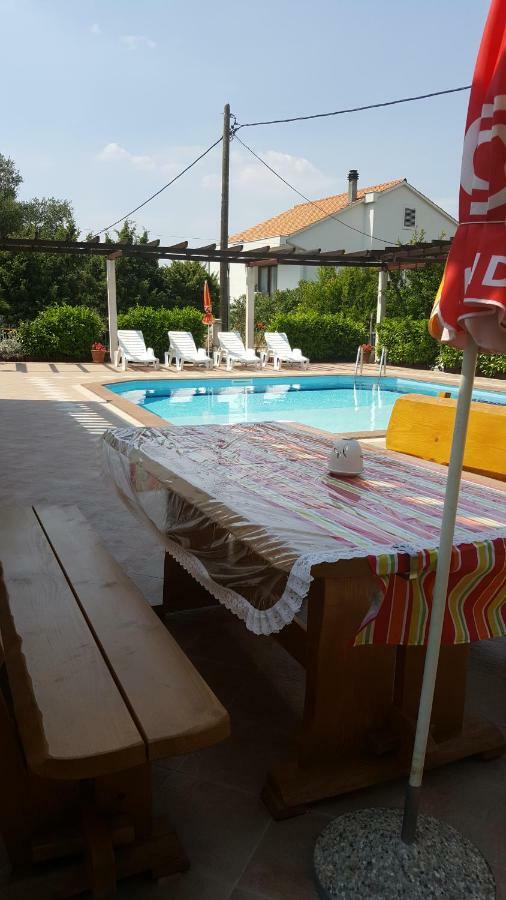 Apartments Romana Slatine Extérieur photo